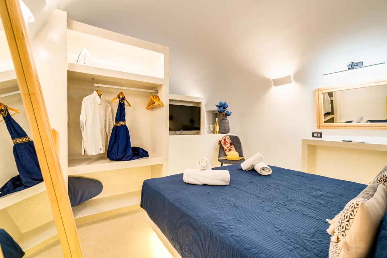 Tiara Suites Santorini Тира Экстерьер фото
