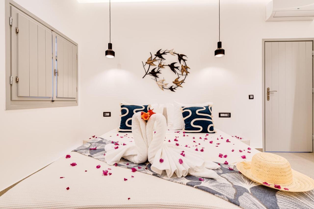 Tiara Suites Santorini Тира Экстерьер фото